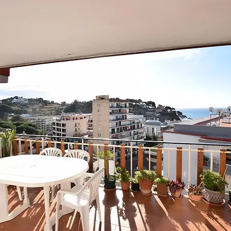 Homeholidaysrentals Casals Apartment *